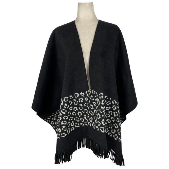 Rachel Roy Fleece Reversible Poncho Black & Ivory Leopard/Solid Black - Picture 10 of 10